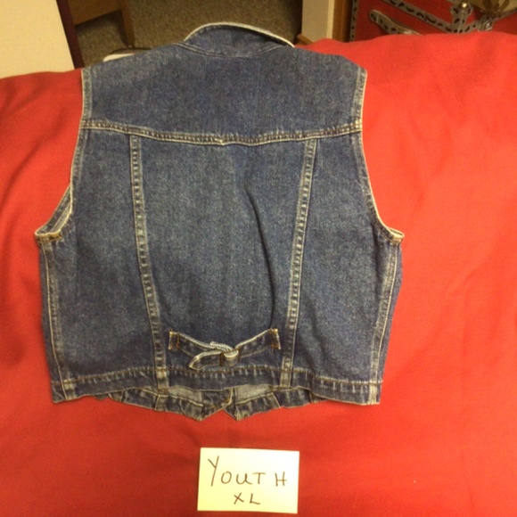 Levi vest - Picture 2 of 2